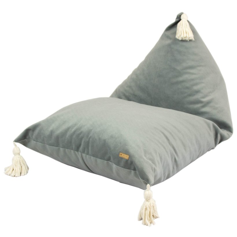 Bnnepose Brnestol, Gr